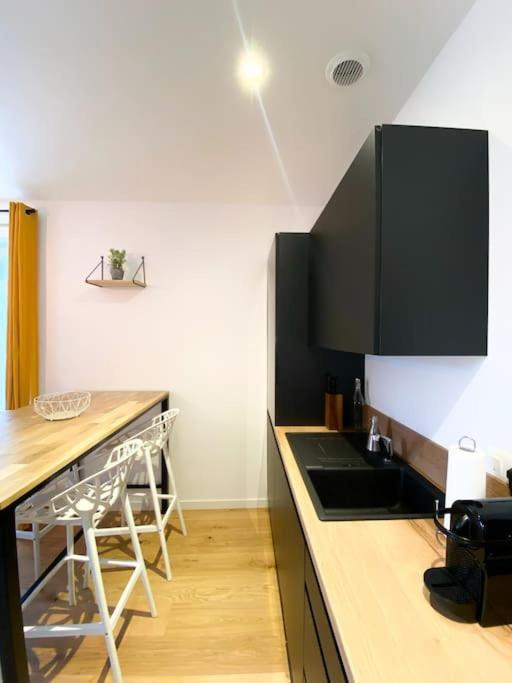 The Sunny ¤ Terrasse ¤ Proche Centre ¤ Parking ¤ Wifi Apartment Amiens Exterior foto
