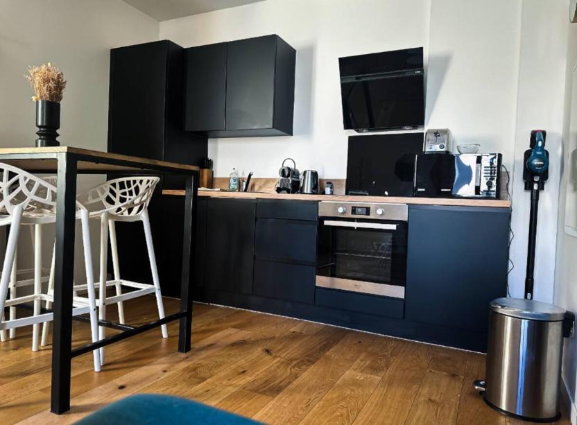 The Sunny ¤ Terrasse ¤ Proche Centre ¤ Parking ¤ Wifi Apartment Amiens Exterior foto